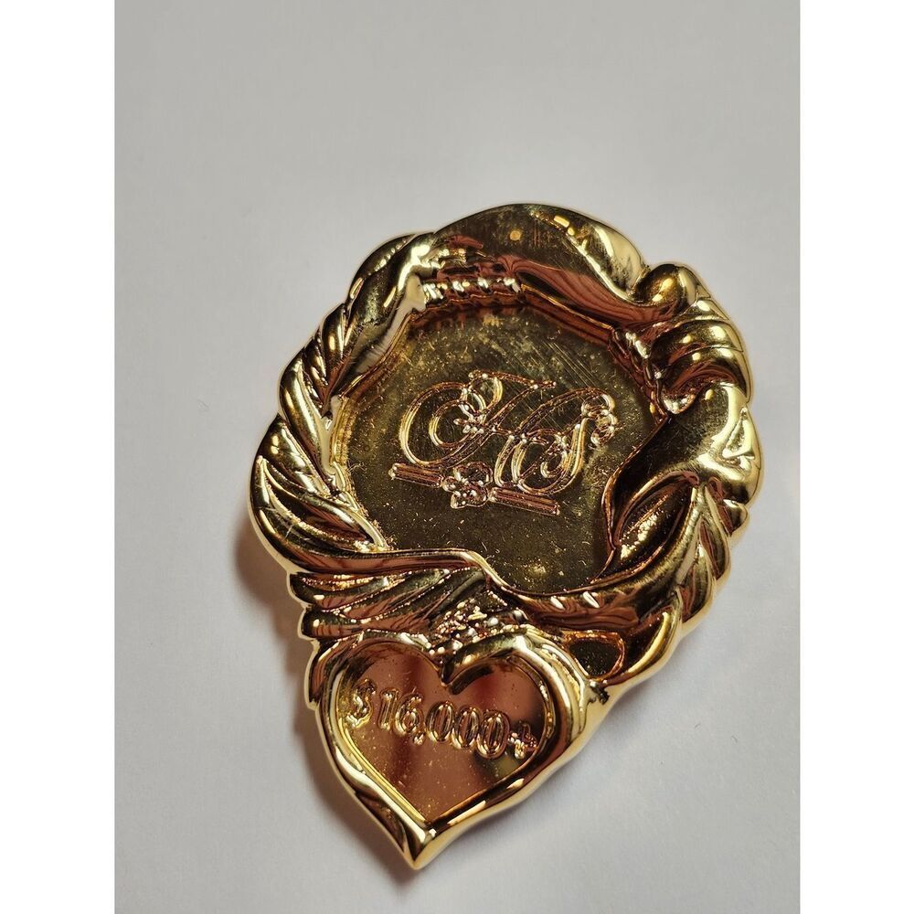 Vintage Gold Tone Avon Honor Society 16000 Dollars In Sales Award Lapel Pin